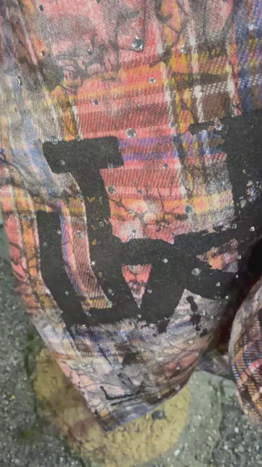 Caution Flannel . ⚠️